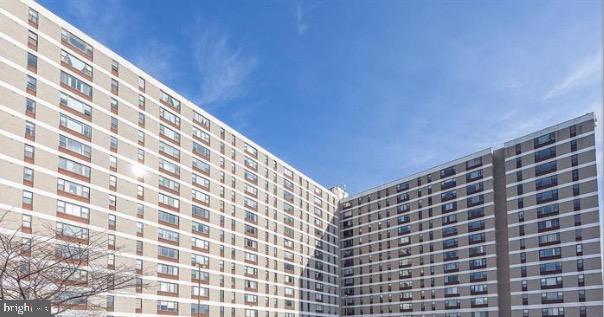 4600 DUKE ST #1423, ALEXANDRIA, Virginia 22304, 2 Bedrooms Bedrooms, 3 Rooms Rooms,1 BathroomBathrooms,Residential,For sale,4600 DUKE ST #1423,VAAX2051946 MLS # VAAX2051946 4600 DUKE ST #1423, ALEXANDRIA, Virginia 22304, 2 Bedrooms Bedrooms, 3 Rooms Rooms,1 BathroomBathrooms,Residential,For sale,4600 DUKE ST #1423,VAAX2051946 MLS # VAAX2051946