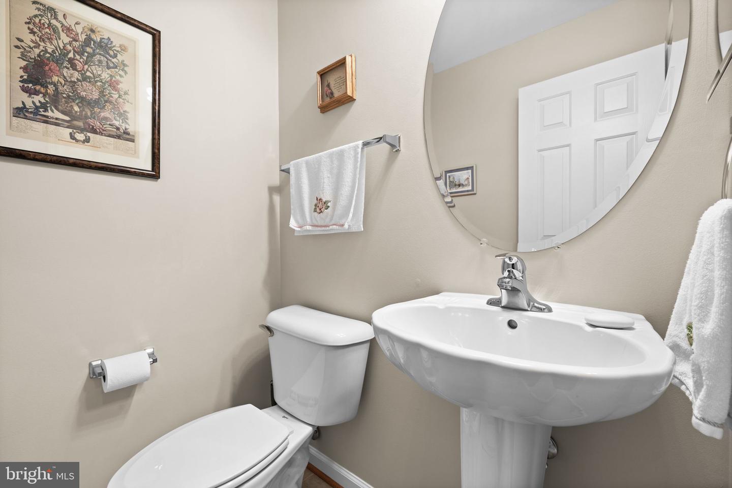 1022 MAUREEN DR, FREDERICKSBURG, Virginia 22401, 2 Bedrooms Bedrooms, ,2 BathroomsBathrooms,Residential,For sale,1022 MAUREEN DR,VAFB2009326 MLS # VAFB2009326