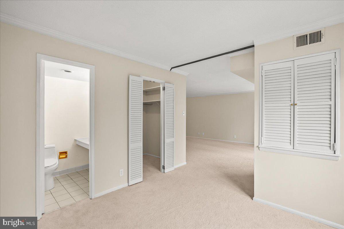 203 YOAKUM PKWY #519, ALEXANDRIA, Virginia 22304, 2 Bedrooms Bedrooms, ,2 BathroomsBathrooms,Residential,For sale,203 YOAKUM PKWY #519,VAAX2051950 MLS # VAAX2051950