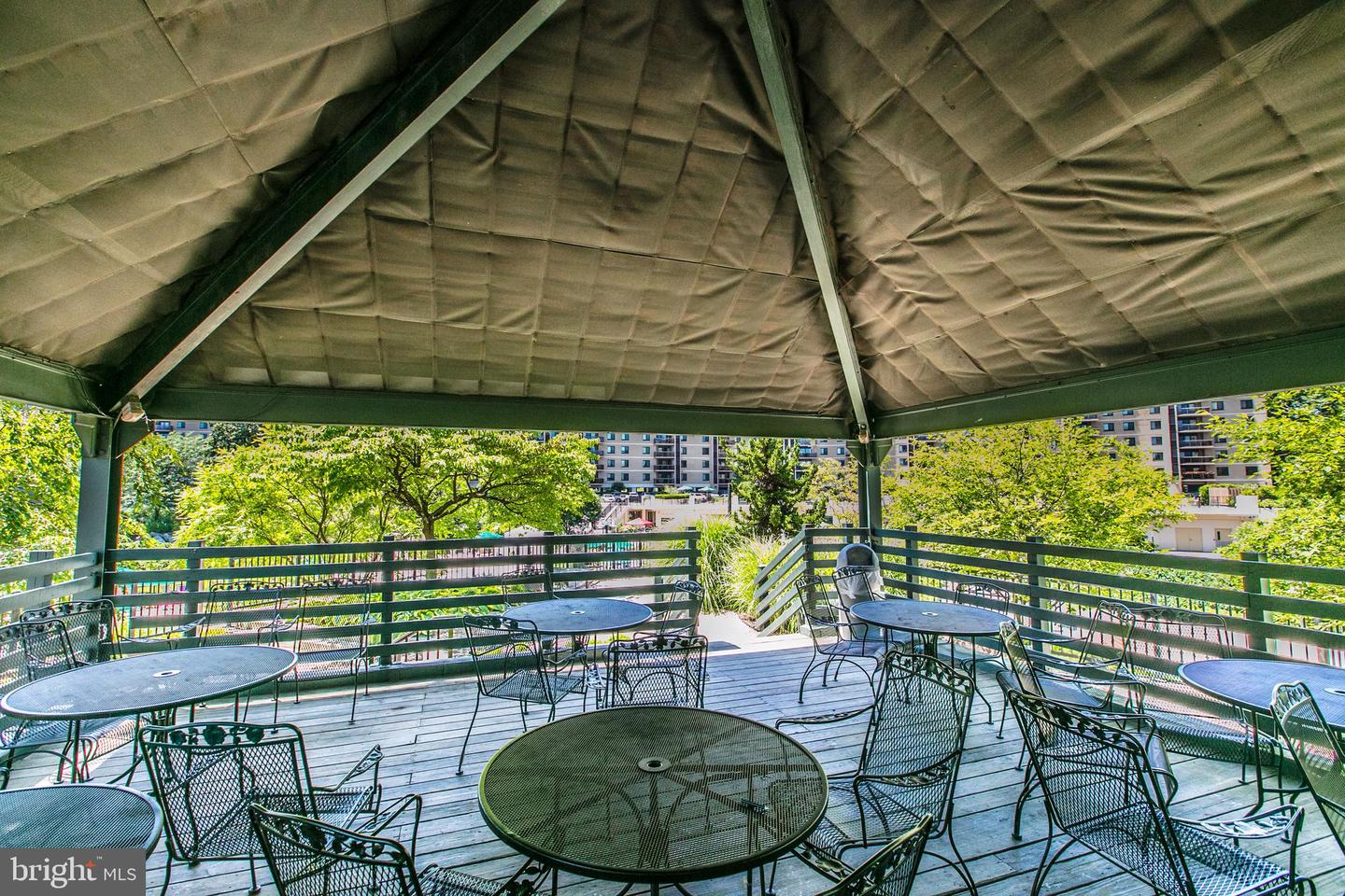 203 YOAKUM PKWY #519, ALEXANDRIA, Virginia 22304, 2 Bedrooms Bedrooms, ,2 BathroomsBathrooms,Residential,For sale,203 YOAKUM PKWY #519,VAAX2051950 MLS # VAAX2051950