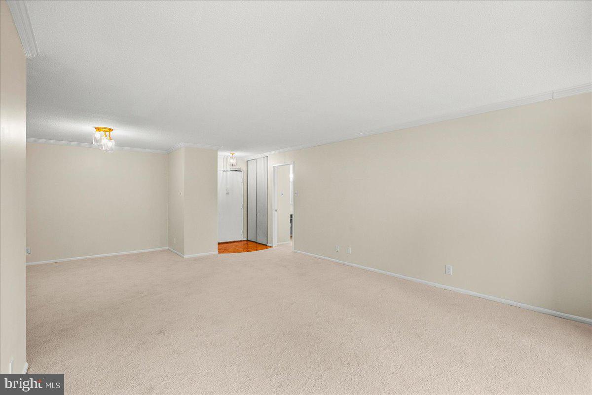 203 YOAKUM PKWY #519, ALEXANDRIA, Virginia 22304, 2 Bedrooms Bedrooms, ,2 BathroomsBathrooms,Residential,For sale,203 YOAKUM PKWY #519,VAAX2051950 MLS # VAAX2051950