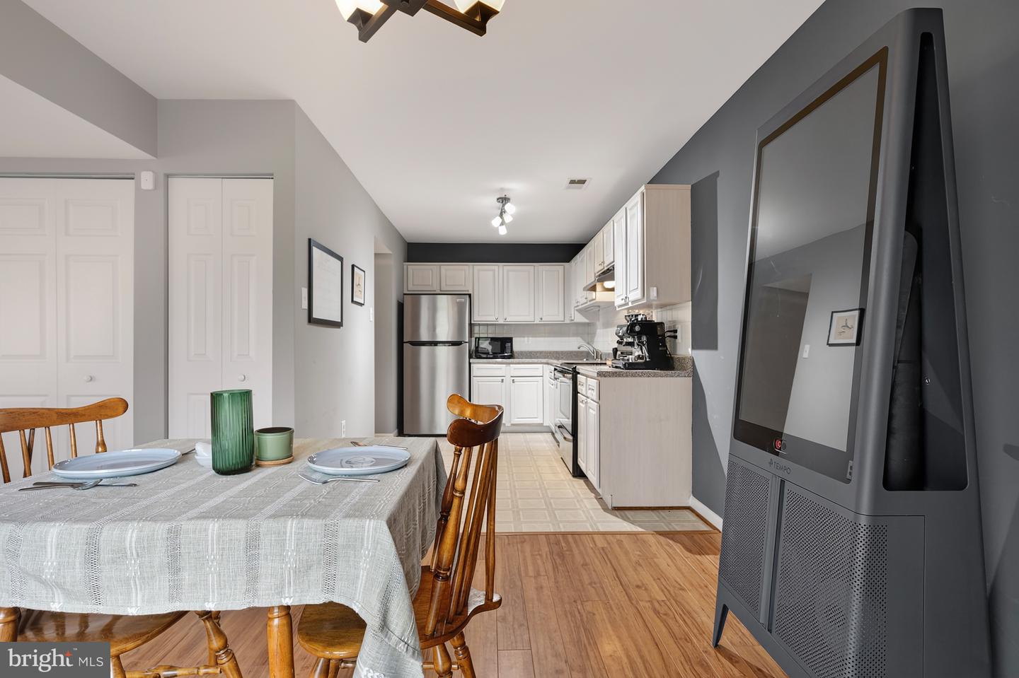 5602 SUMMER OAK WAY, BURKE, Virginia 22015, 2 Bedrooms Bedrooms, 9 Rooms Rooms,1 BathroomBathrooms,Residential,For sale,5602 SUMMER OAK WAY,VAFX2279984 MLS # VAFX2279984 5602 SUMMER OAK WAY, BURKE, Virginia 22015, 2 Bedrooms Bedrooms, 9 Rooms Rooms,1 BathroomBathrooms,Residential,For sale,5602 SUMMER OAK WAY,VAFX2279984 MLS # VAFX2279984