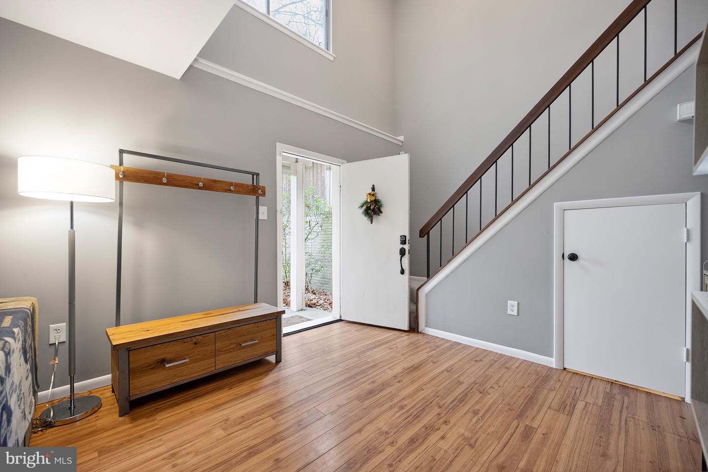 5602 SUMMER OAK WAY, BURKE, Virginia 22015, 2 Bedrooms Bedrooms, 9 Rooms Rooms,1 BathroomBathrooms,Residential,For sale,5602 SUMMER OAK WAY,VAFX2279984 MLS # VAFX2279984 5602 SUMMER OAK WAY, BURKE, Virginia 22015, 2 Bedrooms Bedrooms, 9 Rooms Rooms,1 BathroomBathrooms,Residential,For sale,5602 SUMMER OAK WAY,VAFX2279984 MLS # VAFX2279984