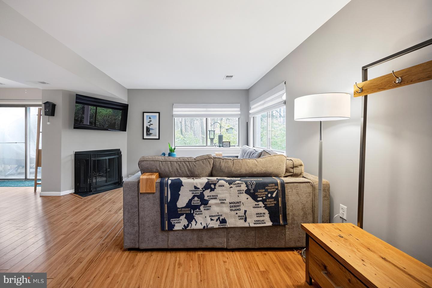 5602 SUMMER OAK WAY, BURKE, Virginia 22015, 2 Bedrooms Bedrooms, 9 Rooms Rooms,1 BathroomBathrooms,Residential,For sale,5602 SUMMER OAK WAY,VAFX2279984 MLS # VAFX2279984 5602 SUMMER OAK WAY, BURKE, Virginia 22015, 2 Bedrooms Bedrooms, 9 Rooms Rooms,1 BathroomBathrooms,Residential,For sale,5602 SUMMER OAK WAY,VAFX2279984 MLS # VAFX2279984