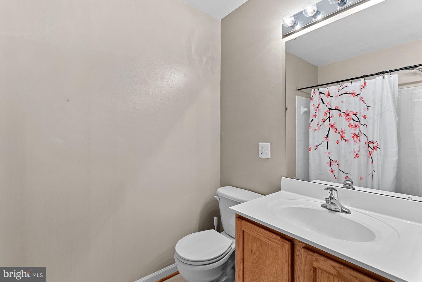 25362 VACATION PL, ALDIE, Virginia 20105, 4 Bedrooms Bedrooms, ,3 BathroomsBathrooms,Residential,For sale,25362 VACATION PL,VALO2111402 MLS # VALO2111402 25362 VACATION PL, ALDIE, Virginia 20105, 4 Bedrooms Bedrooms, ,3 BathroomsBathrooms,Residential,For sale,25362 VACATION PL,VALO2111402 MLS # VALO2111402