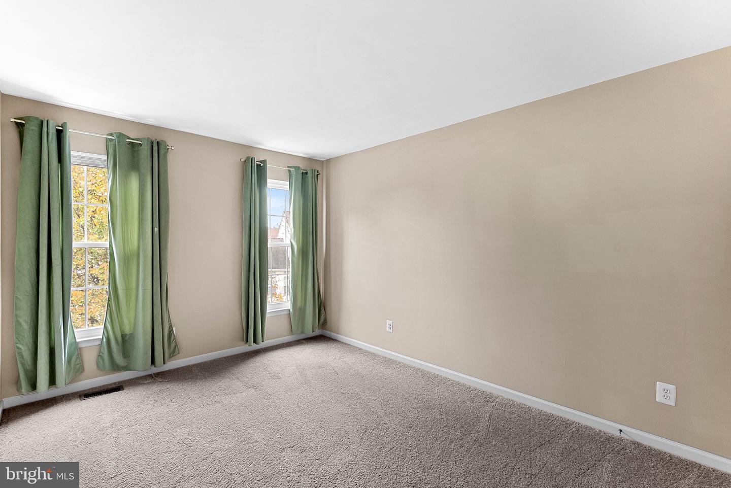 25362 VACATION PL, ALDIE, Virginia 20105, 4 Bedrooms Bedrooms, ,3 BathroomsBathrooms,Residential,For sale,25362 VACATION PL,VALO2111402 MLS # VALO2111402 25362 VACATION PL, ALDIE, Virginia 20105, 4 Bedrooms Bedrooms, ,3 BathroomsBathrooms,Residential,For sale,25362 VACATION PL,VALO2111402 MLS # VALO2111402