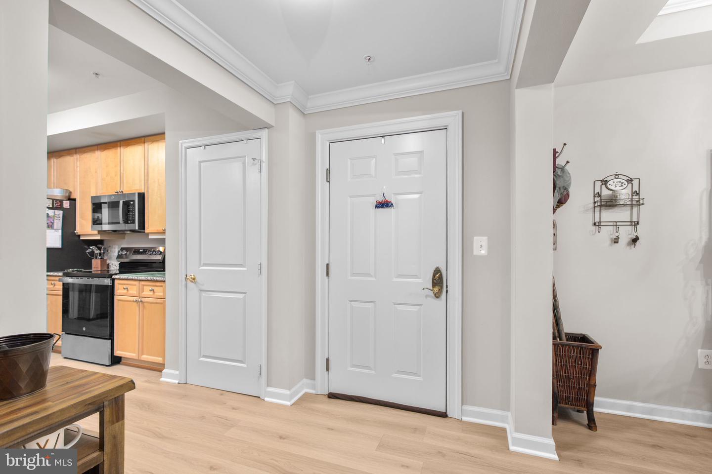 485 HARBOR SIDE ST #412, WOODBRIDGE, Virginia 22191, 2 Bedrooms Bedrooms, ,2 BathroomsBathrooms,Residential,For sale,485 HARBOR SIDE ST #412,VAPW2108008 MLS # VAPW2108008