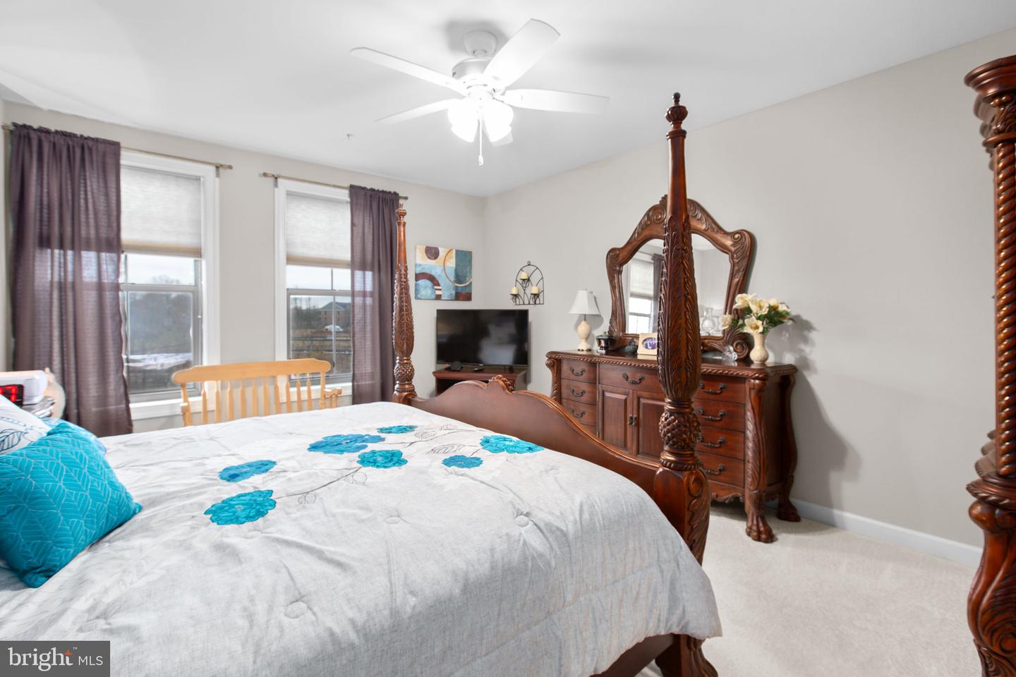 485 HARBOR SIDE ST #412, WOODBRIDGE, Virginia 22191, 2 Bedrooms Bedrooms, ,2 BathroomsBathrooms,Residential,For sale,485 HARBOR SIDE ST #412,VAPW2108008 MLS # VAPW2108008