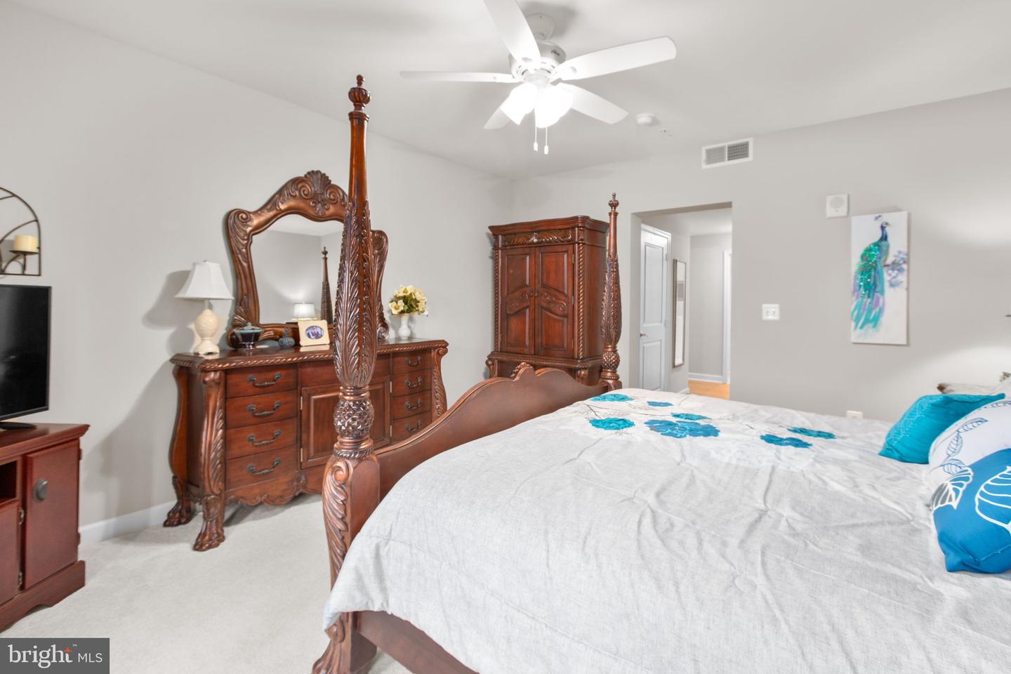 485 HARBOR SIDE ST #412, WOODBRIDGE, Virginia 22191, 2 Bedrooms Bedrooms, ,2 BathroomsBathrooms,Residential,For sale,485 HARBOR SIDE ST #412,VAPW2108008 MLS # VAPW2108008