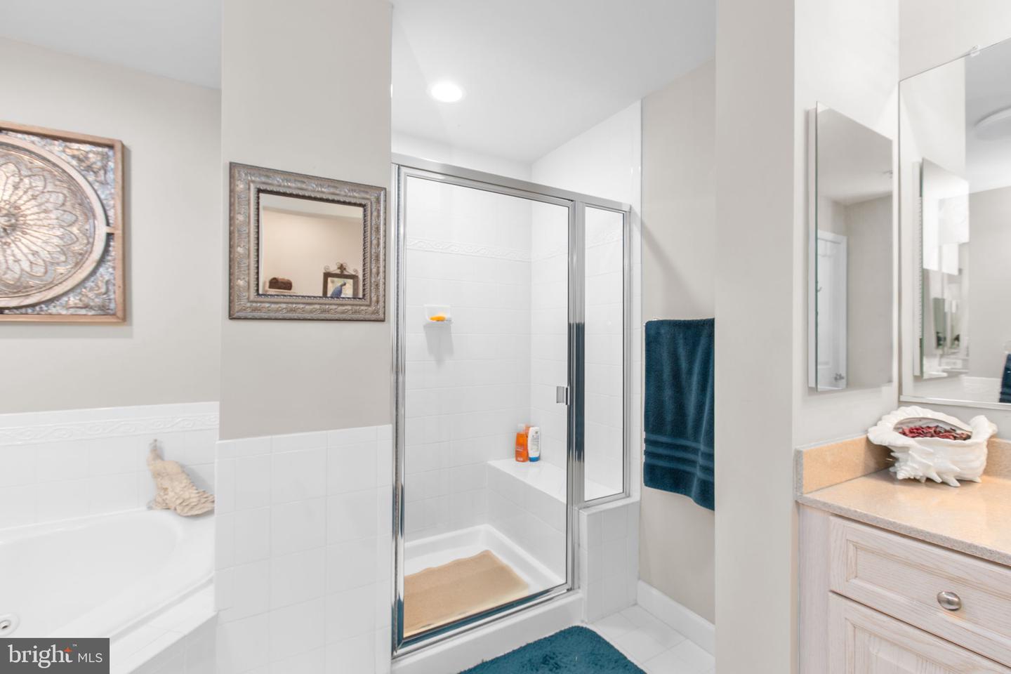 485 HARBOR SIDE ST #412, WOODBRIDGE, Virginia 22191, 2 Bedrooms Bedrooms, ,2 BathroomsBathrooms,Residential,For sale,485 HARBOR SIDE ST #412,VAPW2108008 MLS # VAPW2108008