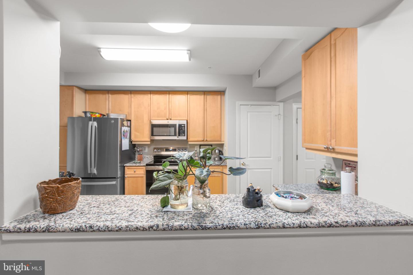 485 HARBOR SIDE ST #412, WOODBRIDGE, Virginia 22191, 2 Bedrooms Bedrooms, ,2 BathroomsBathrooms,Residential,For sale,485 HARBOR SIDE ST #412,VAPW2108008 MLS # VAPW2108008