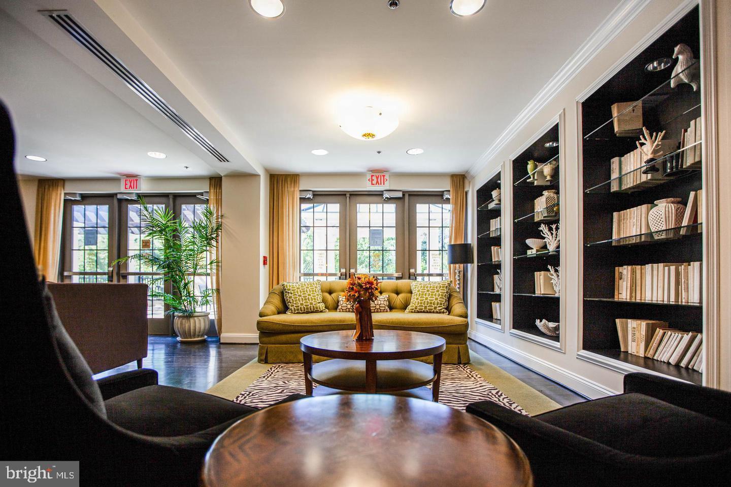 485 HARBOR SIDE ST #412, WOODBRIDGE, Virginia 22191, 2 Bedrooms Bedrooms, ,2 BathroomsBathrooms,Residential,For sale,485 HARBOR SIDE ST #412,VAPW2108008 MLS # VAPW2108008