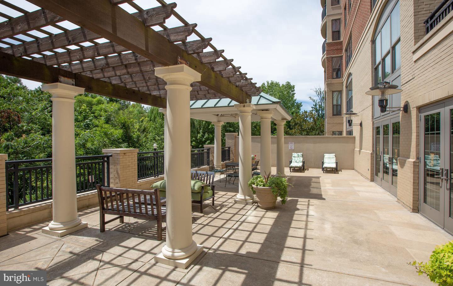 485 HARBOR SIDE ST #412, WOODBRIDGE, Virginia 22191, 2 Bedrooms Bedrooms, ,2 BathroomsBathrooms,Residential,For sale,485 HARBOR SIDE ST #412,VAPW2108008 MLS # VAPW2108008