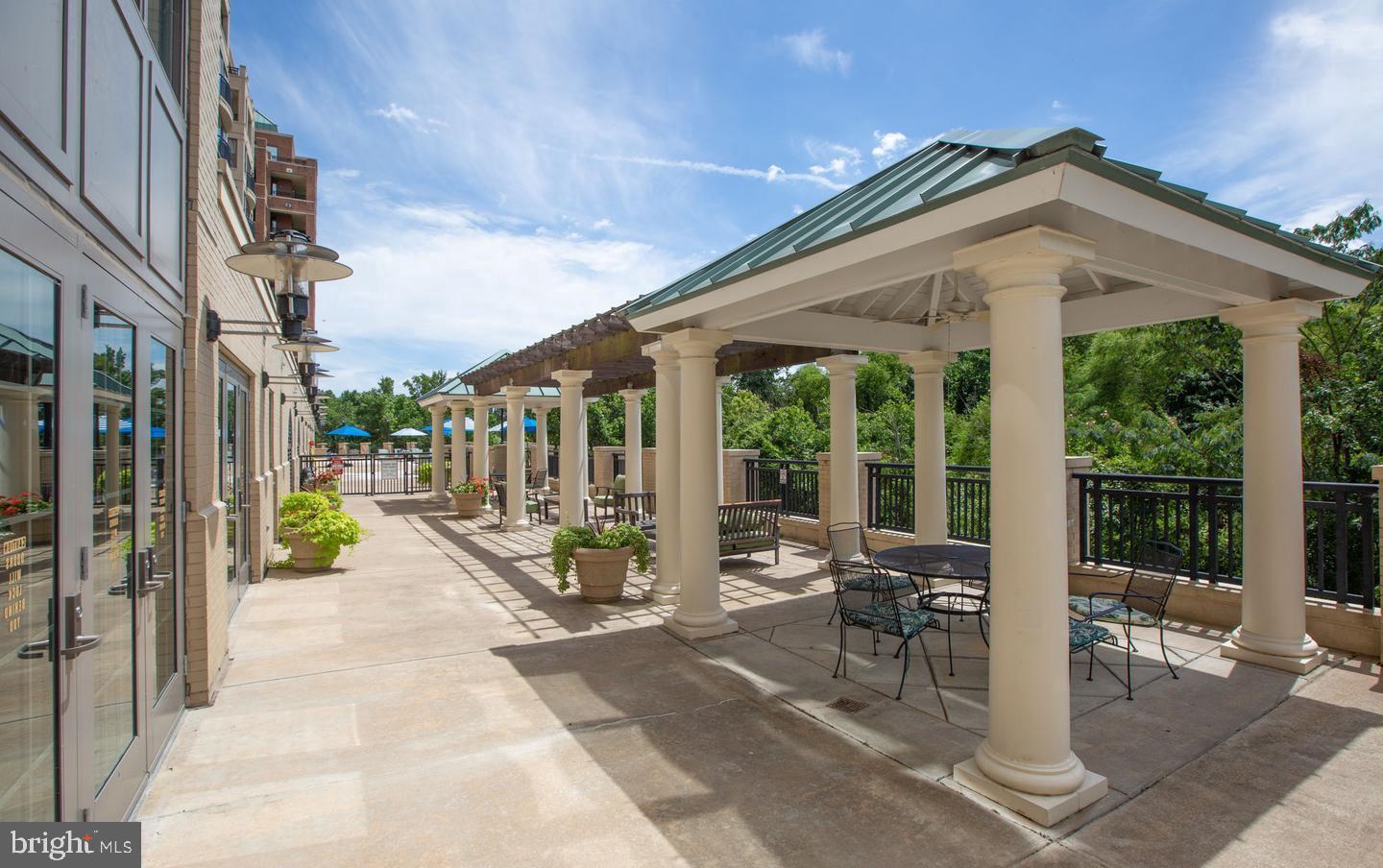 485 HARBOR SIDE ST #412, WOODBRIDGE, Virginia 22191, 2 Bedrooms Bedrooms, ,2 BathroomsBathrooms,Residential,For sale,485 HARBOR SIDE ST #412,VAPW2108008 MLS # VAPW2108008