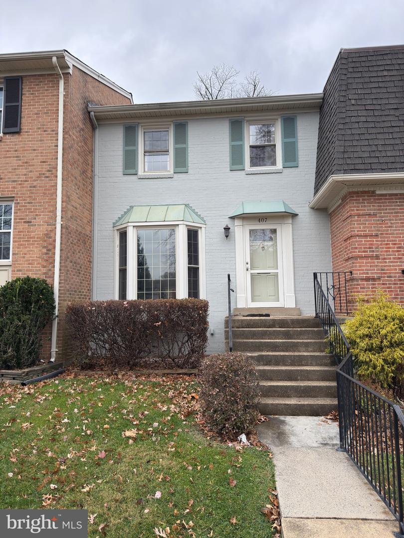 407 MILL ST SE, VIENNA, Virginia 22180, 3 Bedrooms Bedrooms, ,2 BathroomsBathrooms,Residential,For sale,407 MILL ST SE,VAFX2279750 MLS # VAFX2279750