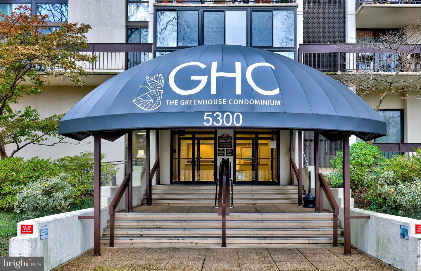 5300 HOLMES RUN PKWY #410, ALEXANDRIA, Virginia 22304, 1 Bedroom Bedrooms, ,1 BathroomBathrooms,Residential,For sale,5300 HOLMES RUN PKWY #410,VAAX2051926 MLS # VAAX2051926