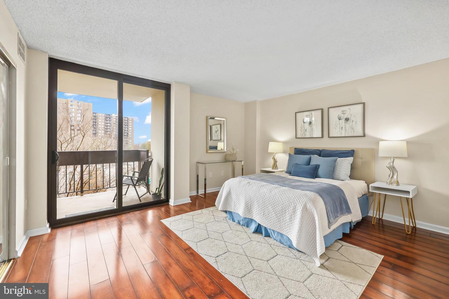 5300 HOLMES RUN PKWY #410, ALEXANDRIA, Virginia 22304, 1 Bedroom Bedrooms, ,1 BathroomBathrooms,Residential,For sale,5300 HOLMES RUN PKWY #410,VAAX2051926 MLS # VAAX2051926