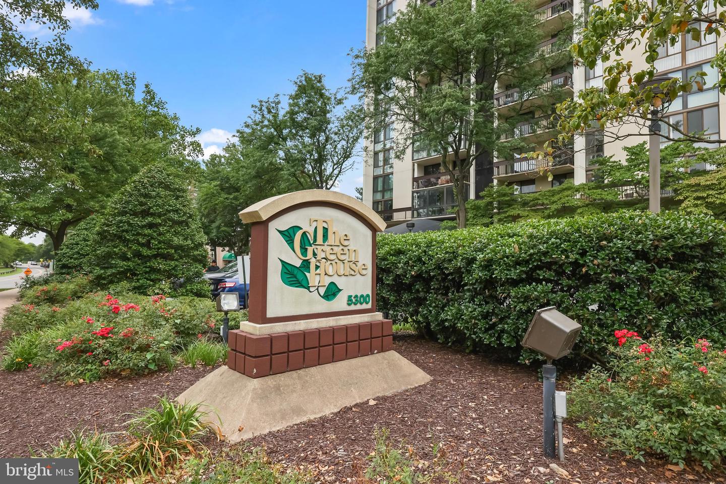 5300 HOLMES RUN PKWY #410, ALEXANDRIA, Virginia 22304, 1 Bedroom Bedrooms, ,1 BathroomBathrooms,Residential,For sale,5300 HOLMES RUN PKWY #410,VAAX2051926 MLS # VAAX2051926