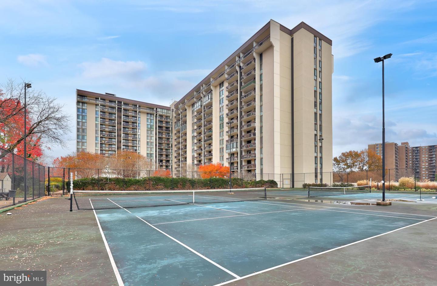 5300 HOLMES RUN PKWY #410, ALEXANDRIA, Virginia 22304, 1 Bedroom Bedrooms, ,1 BathroomBathrooms,Residential,For sale,5300 HOLMES RUN PKWY #410,VAAX2051926 MLS # VAAX2051926
