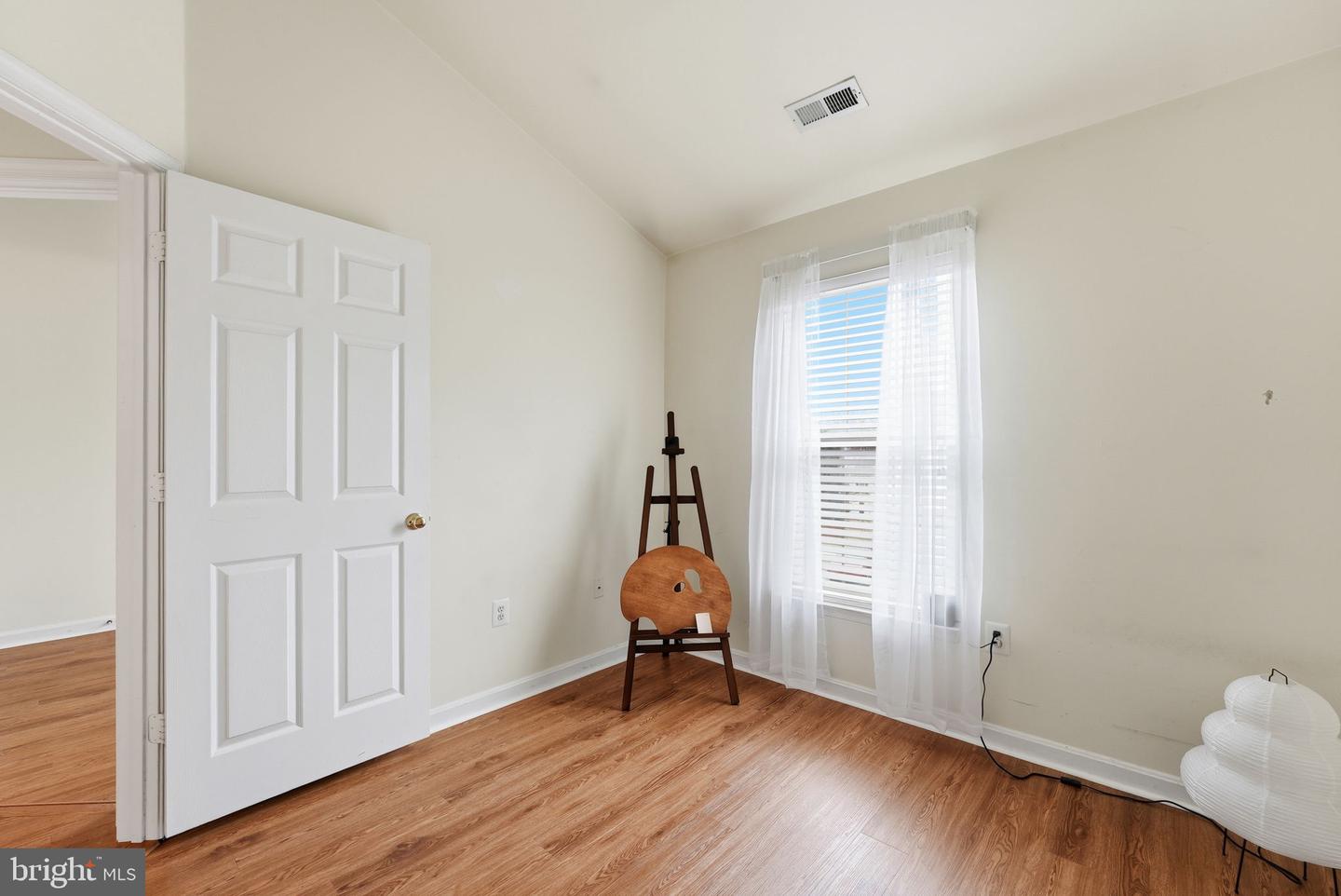 12831 HUNTERBROOK DR, WOODBRIDGE, Virginia 22192, 3 Bedrooms Bedrooms, ,3 BathroomsBathrooms,Residential,For sale,12831 HUNTERBROOK DR,VAPW2108050 MLS # VAPW2108050