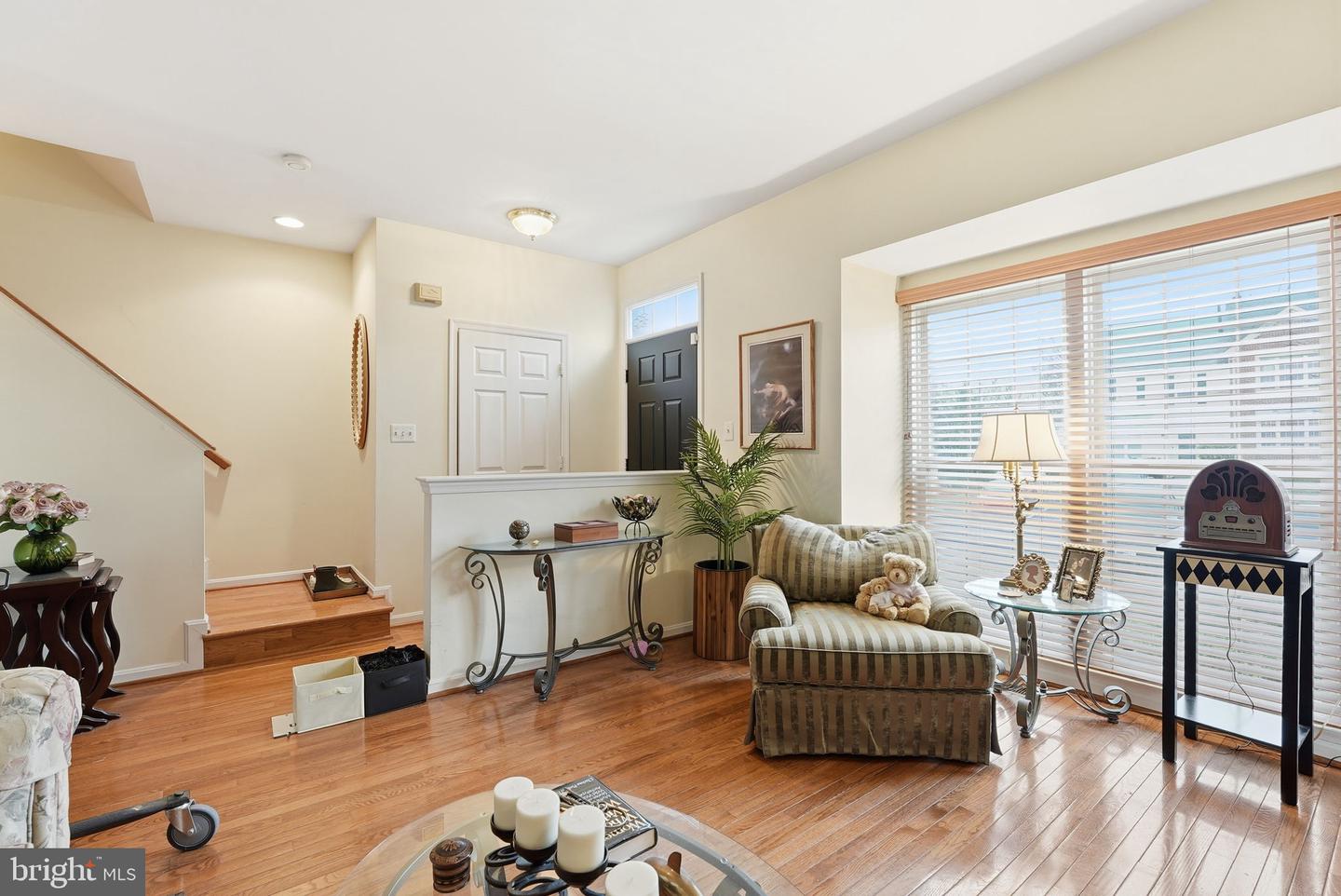 12831 HUNTERBROOK DR, WOODBRIDGE, Virginia 22192, 3 Bedrooms Bedrooms, ,3 BathroomsBathrooms,Residential,For sale,12831 HUNTERBROOK DR,VAPW2108050 MLS # VAPW2108050