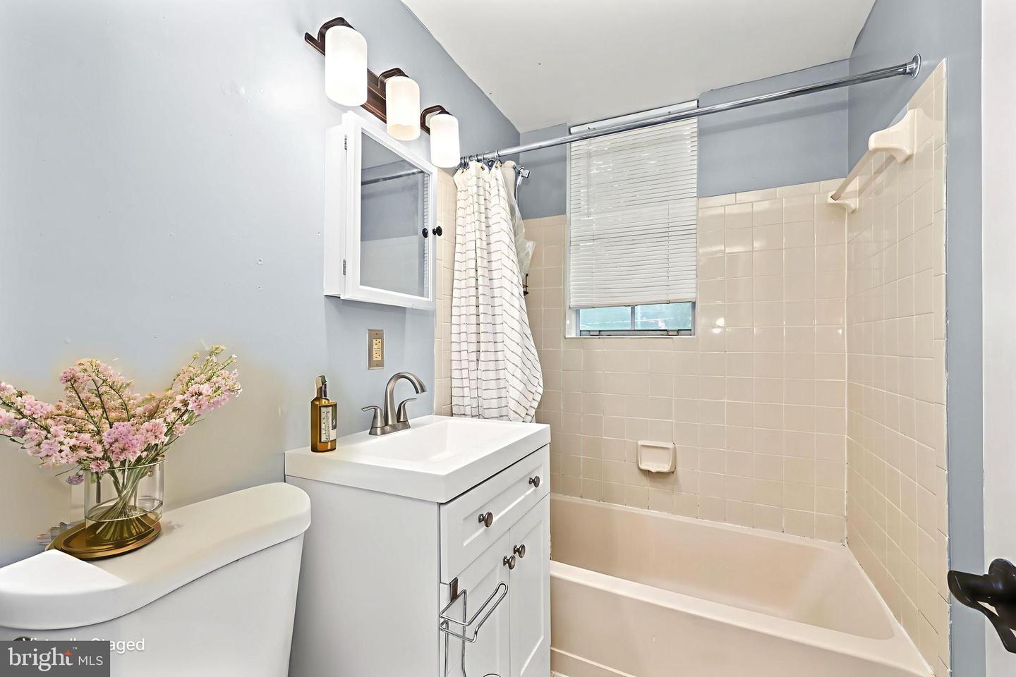 1802 KEY BLVD #9482, ARLINGTON, Virginia 22201, 2 Bedrooms Bedrooms, ,1 BathroomBathrooms,Residential,For sale,1802 KEY BLVD #9482,VAAR2066264 MLS # VAAR2066264