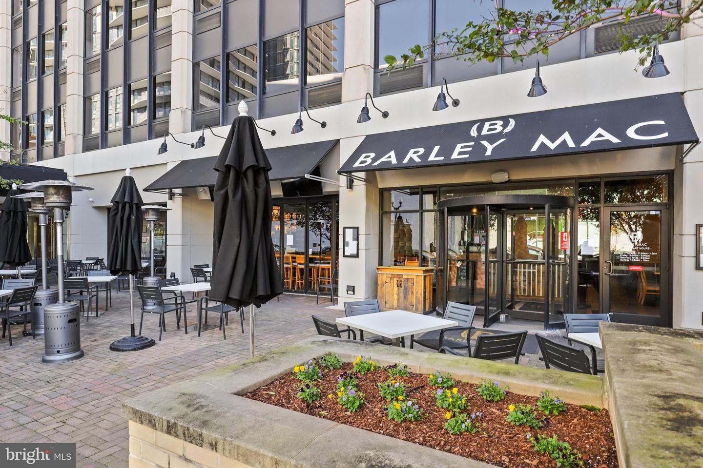 1802 KEY BLVD #9482, ARLINGTON, Virginia 22201, 2 Bedrooms Bedrooms, ,1 BathroomBathrooms,Residential,For sale,1802 KEY BLVD #9482,VAAR2066264 MLS # VAAR2066264