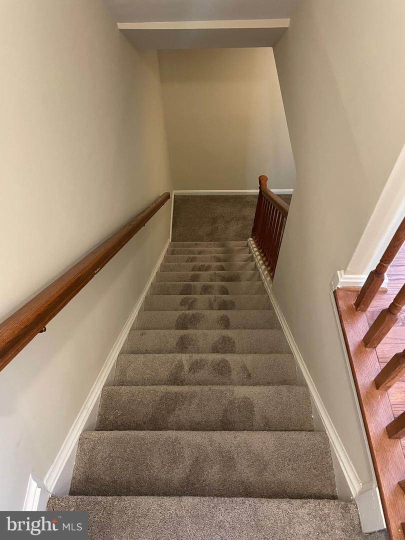 10278 COLONY PARK DR, FAIRFAX, Virginia 22032, 3 Bedrooms Bedrooms, ,2 BathroomsBathrooms,Residential,For sale,10278 COLONY PARK DR,VAFX2279898 MLS # VAFX2279898