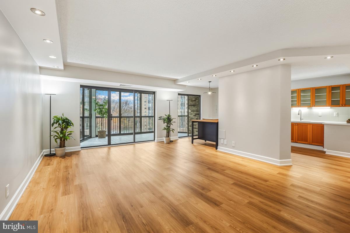 5904 MOUNT EAGLE DR #601, ALEXANDRIA, Virginia 22303, 2 Bedrooms Bedrooms, 8 Rooms Rooms,2 BathroomsBathrooms,Residential,For sale,5904 MOUNT EAGLE DR #601,VAFX2279938 MLS # VAFX2279938