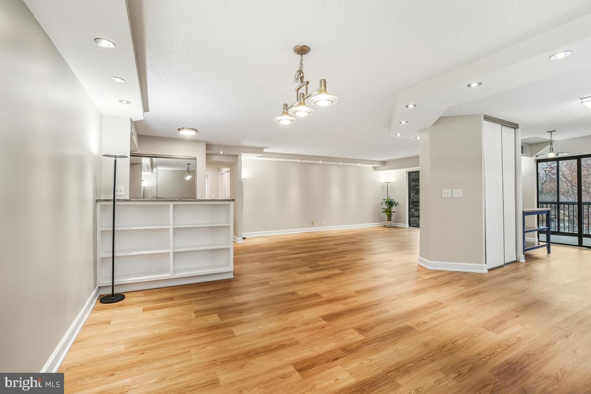 5904 MOUNT EAGLE DR #601, ALEXANDRIA, Virginia 22303, 2 Bedrooms Bedrooms, 8 Rooms Rooms,2 BathroomsBathrooms,Residential,For sale,5904 MOUNT EAGLE DR #601,VAFX2279938 MLS # VAFX2279938