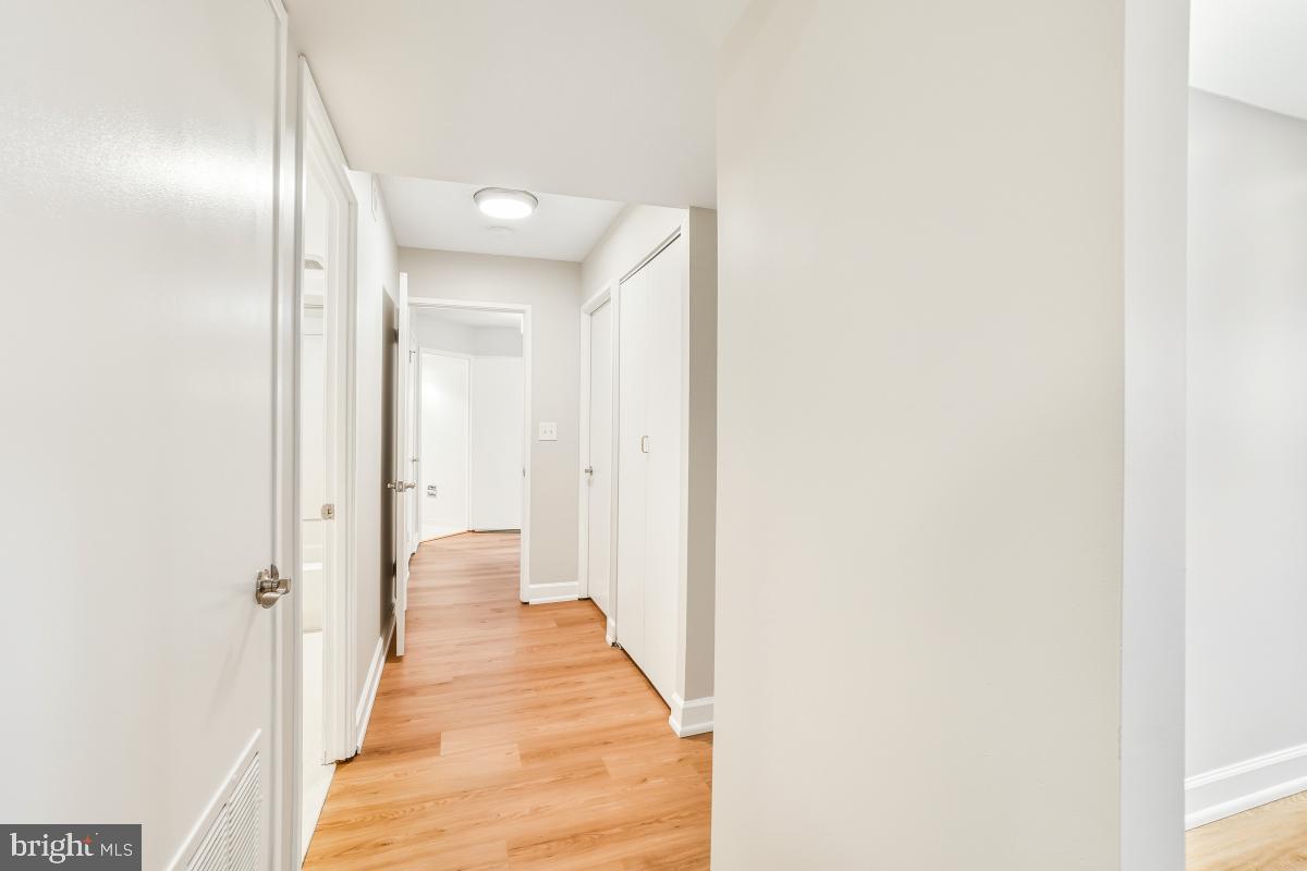5904 MOUNT EAGLE DR #601, ALEXANDRIA, Virginia 22303, 2 Bedrooms Bedrooms, 8 Rooms Rooms,2 BathroomsBathrooms,Residential,For sale,5904 MOUNT EAGLE DR #601,VAFX2279938 MLS # VAFX2279938