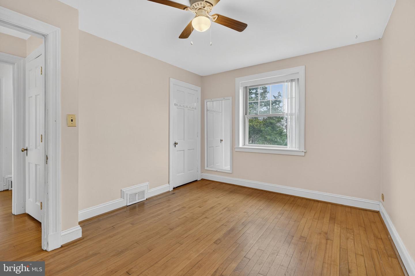 335 W ASHER ST, CULPEPER, Virginia 22701, 4 Bedrooms Bedrooms, ,2 BathroomsBathrooms,Residential,For sale,335 W ASHER ST,VACU2012126 MLS # VACU2012126