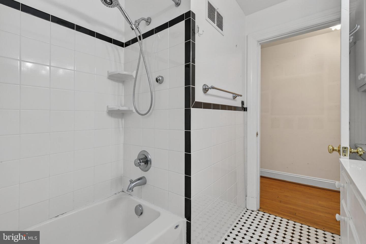 335 W ASHER ST, CULPEPER, Virginia 22701, 4 Bedrooms Bedrooms, ,2 BathroomsBathrooms,Residential,For sale,335 W ASHER ST,VACU2012126 MLS # VACU2012126