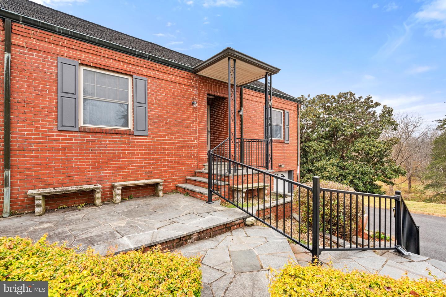 335 W ASHER ST, CULPEPER, Virginia 22701, 4 Bedrooms Bedrooms, ,2 BathroomsBathrooms,Residential,For sale,335 W ASHER ST,VACU2012126 MLS # VACU2012126