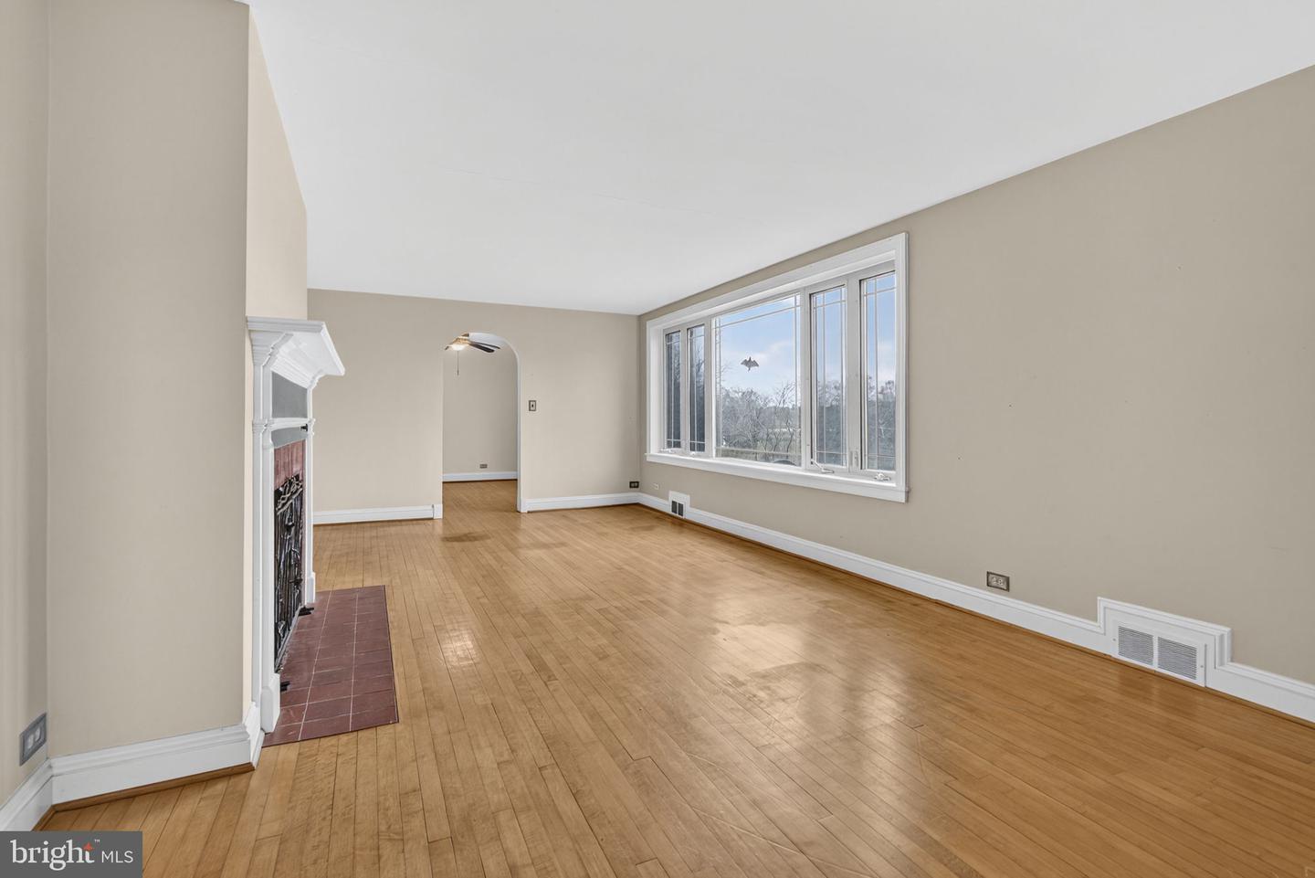 335 W ASHER ST, CULPEPER, Virginia 22701, 4 Bedrooms Bedrooms, ,2 BathroomsBathrooms,Residential,For sale,335 W ASHER ST,VACU2012126 MLS # VACU2012126