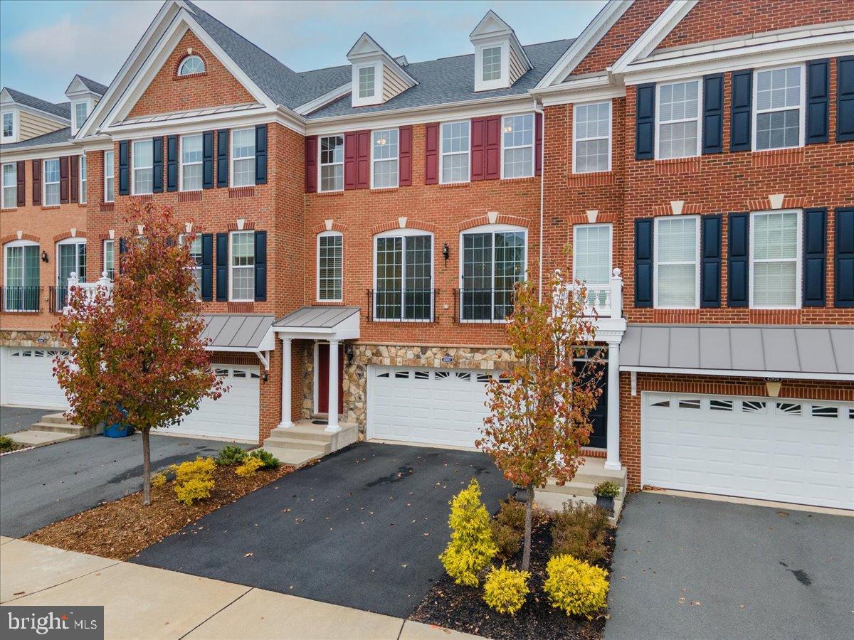 42822 EDGEGROVE TER, ASHBURN, Virginia 20148, 3 Bedrooms Bedrooms, 9 Rooms Rooms,3 BathroomsBathrooms,Residential,For sale,42822 EDGEGROVE TER,VALO2111454 MLS # VALO2111454