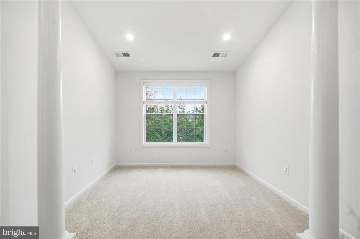 42822 EDGEGROVE TER, ASHBURN, Virginia 20148, 3 Bedrooms Bedrooms, 9 Rooms Rooms,3 BathroomsBathrooms,Residential,For sale,42822 EDGEGROVE TER,VALO2111454 MLS # VALO2111454