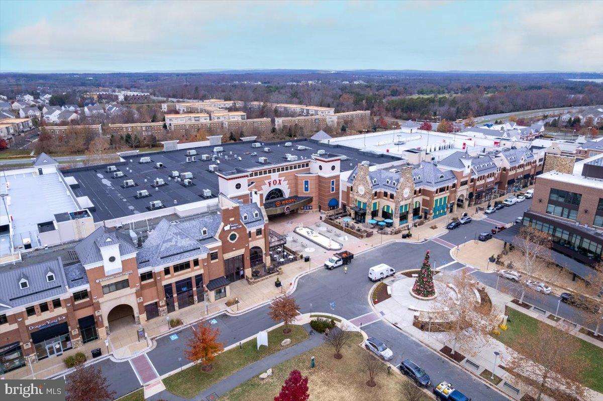 42822 EDGEGROVE TER, ASHBURN, Virginia 20148, 3 Bedrooms Bedrooms, 9 Rooms Rooms,3 BathroomsBathrooms,Residential,For sale,42822 EDGEGROVE TER,VALO2111454 MLS # VALO2111454