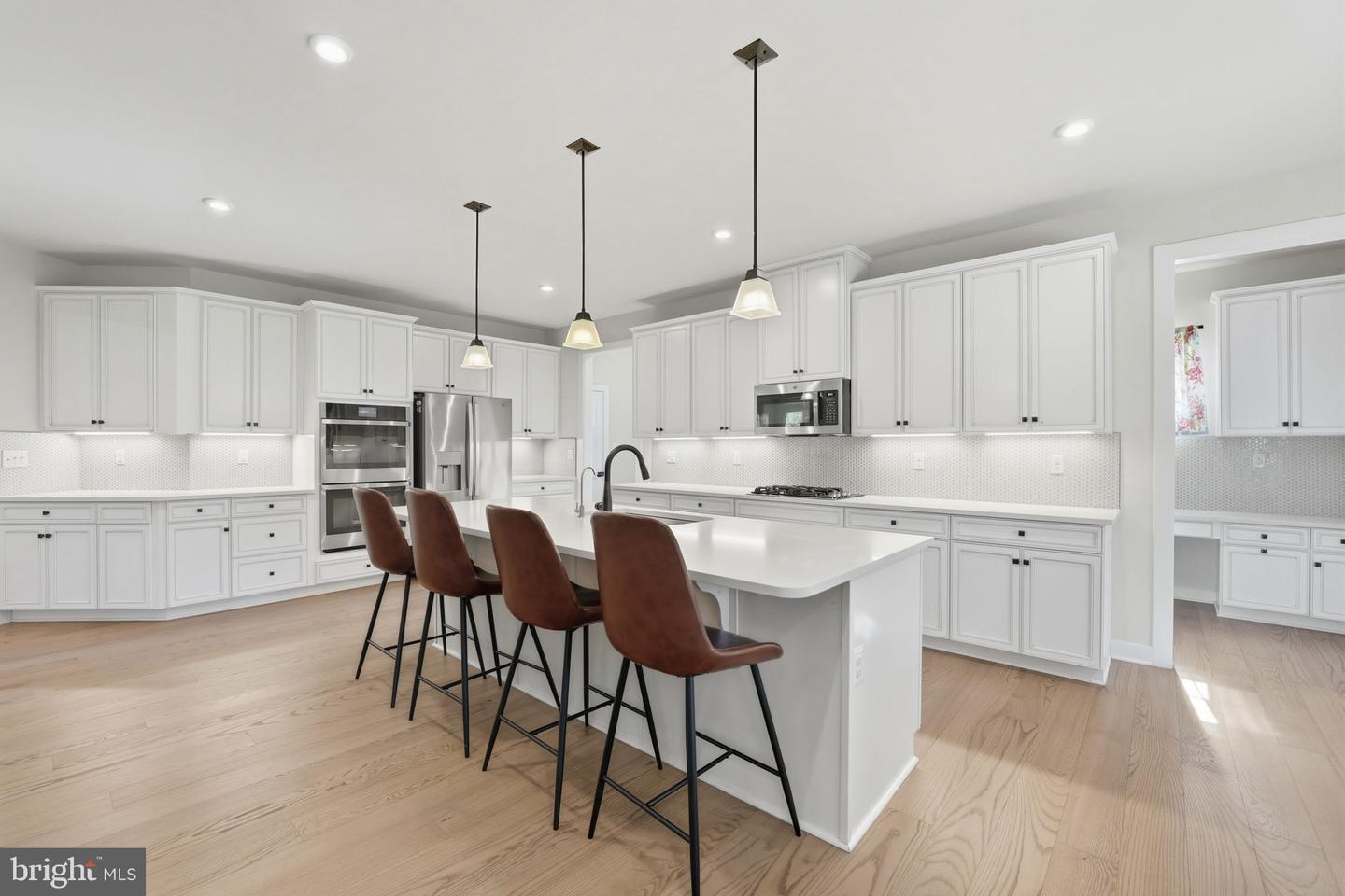 11202 PRESWICK LN, SPOTSYLVANIA, Virginia 22551, 7 Bedrooms Bedrooms, ,5 BathroomsBathrooms,Residential,For sale,11202 PRESWICK LN,VASP2037738 MLS # VASP2037738