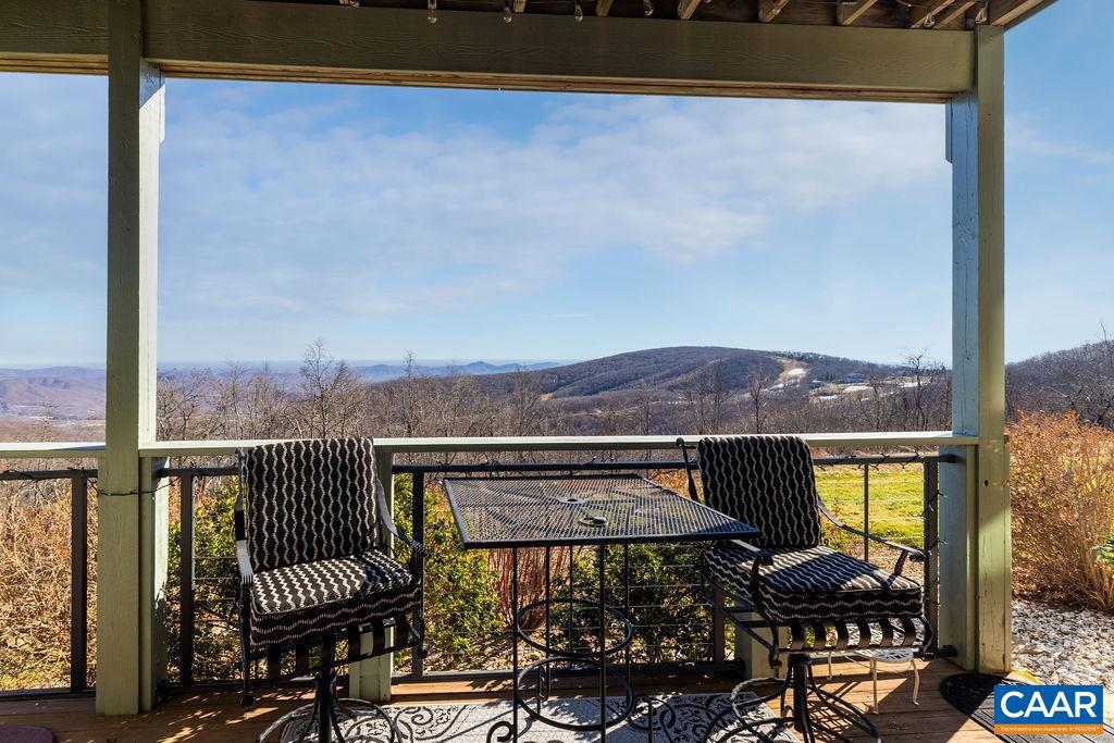 1707 HIGH RIDGE CONDOS, WINTERGREEN, Virginia 22967, 2 Bedrooms Bedrooms, ,2 BathroomsBathrooms,Residential,For sale,1707 HIGH RIDGE CONDOS,671317 MLS # 671317