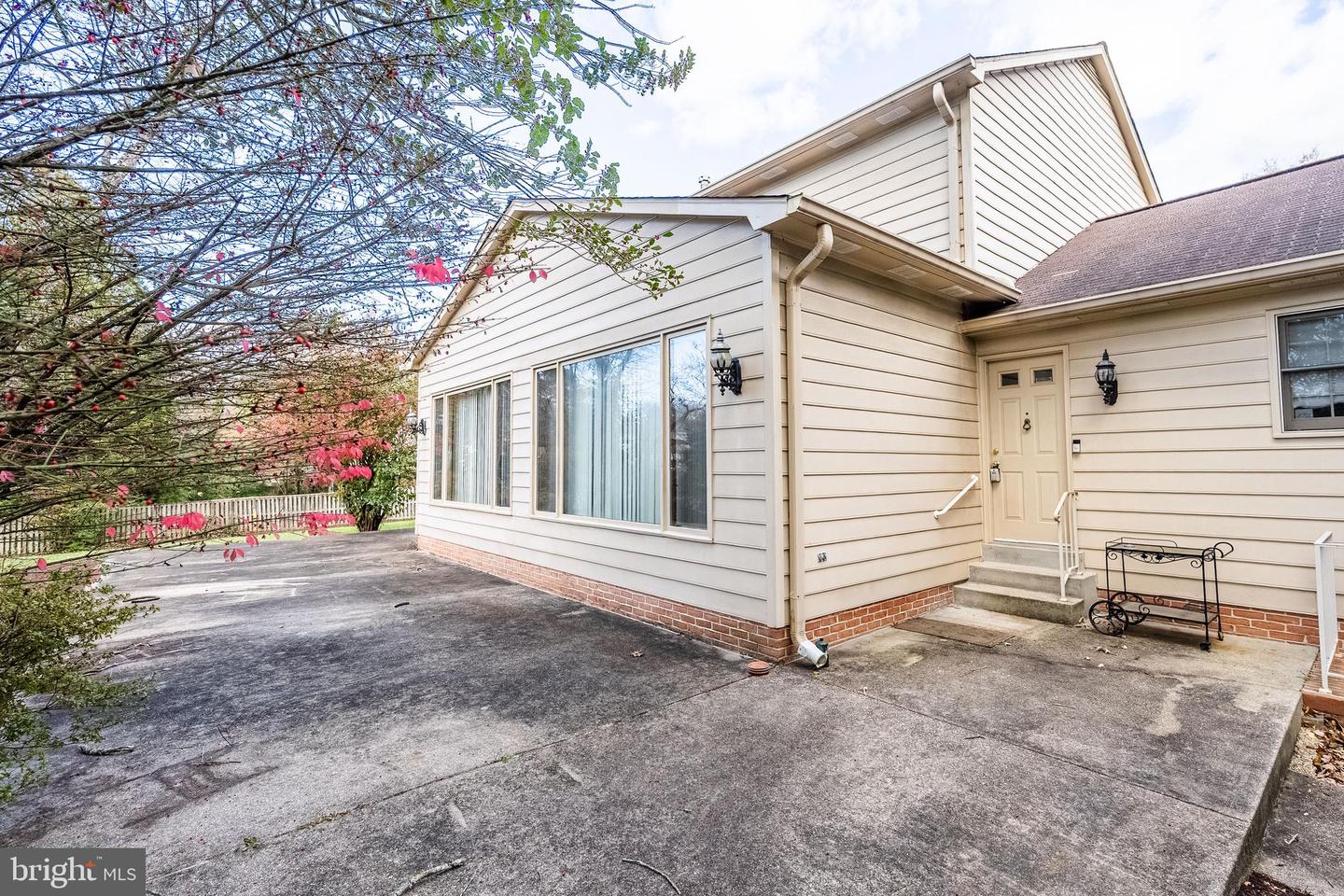 8454 TOLL HOUSE RD, ANNANDALE, Virginia 22003, 5 Bedrooms Bedrooms, ,3 BathroomsBathrooms,Residential,For sale,8454 TOLL HOUSE RD,VAFX2279906 MLS # VAFX2279906