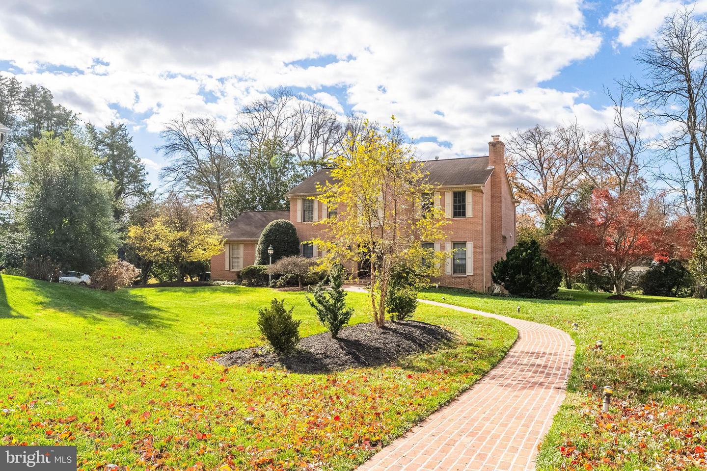 8454 TOLL HOUSE RD, ANNANDALE, Virginia 22003, 5 Bedrooms Bedrooms, ,3 BathroomsBathrooms,Residential,For sale,8454 TOLL HOUSE RD,VAFX2279906 MLS # VAFX2279906