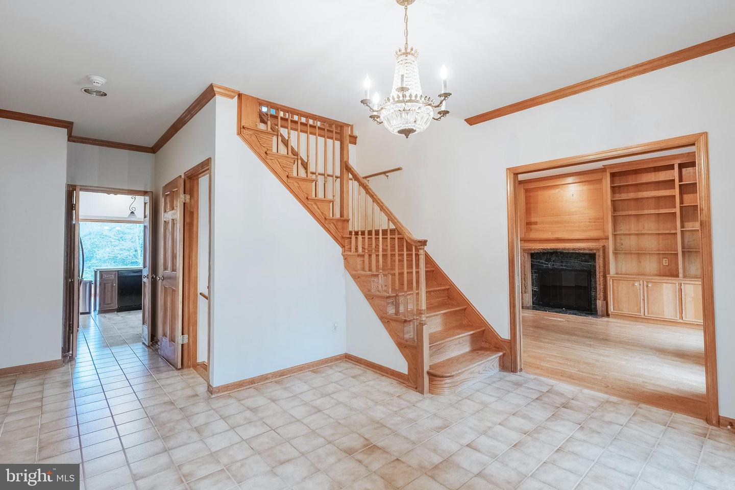 8454 TOLL HOUSE RD, ANNANDALE, Virginia 22003, 5 Bedrooms Bedrooms, ,3 BathroomsBathrooms,Residential,For sale,8454 TOLL HOUSE RD,VAFX2279906 MLS # VAFX2279906