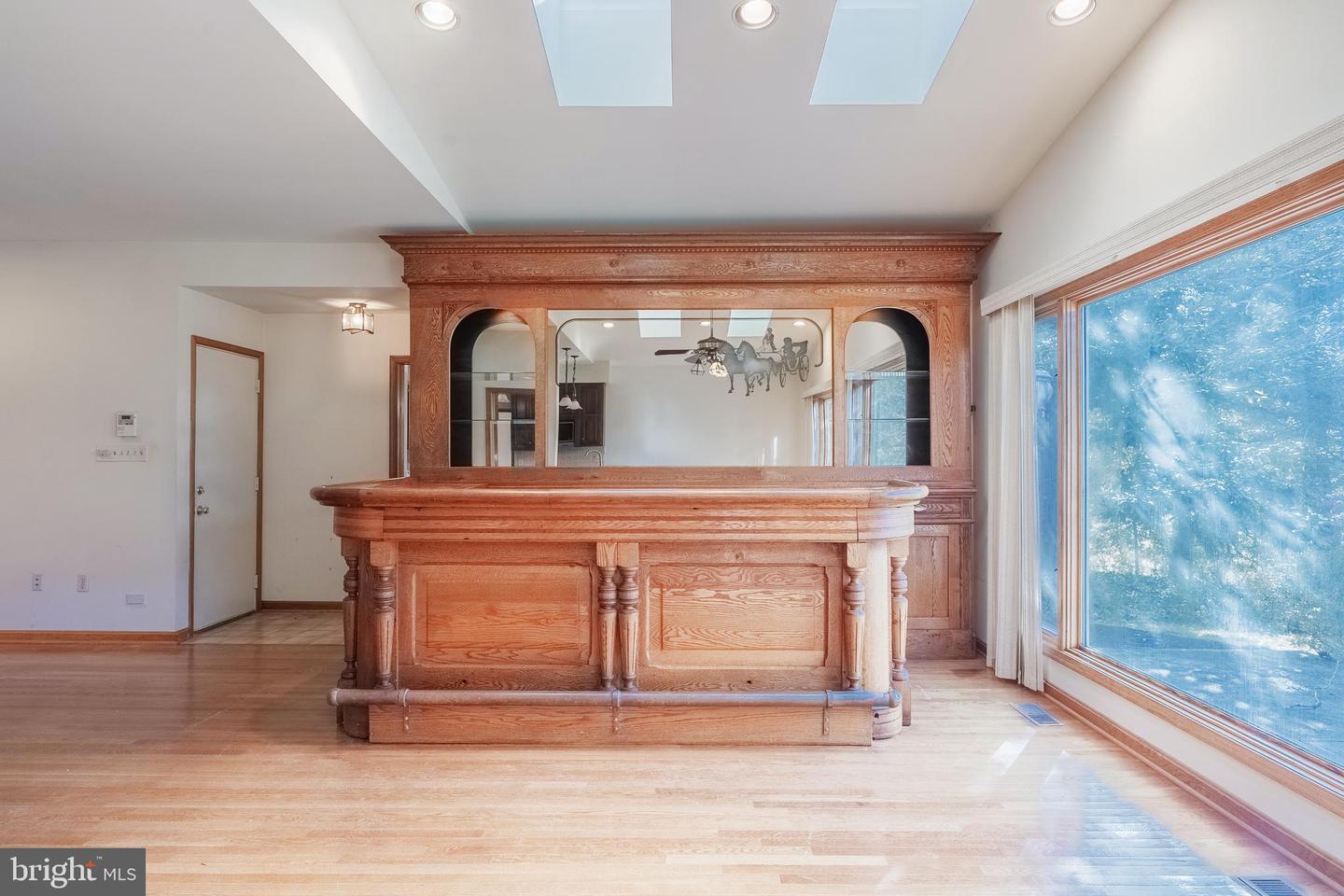 8454 TOLL HOUSE RD, ANNANDALE, Virginia 22003, 5 Bedrooms Bedrooms, ,3 BathroomsBathrooms,Residential,For sale,8454 TOLL HOUSE RD,VAFX2279906 MLS # VAFX2279906