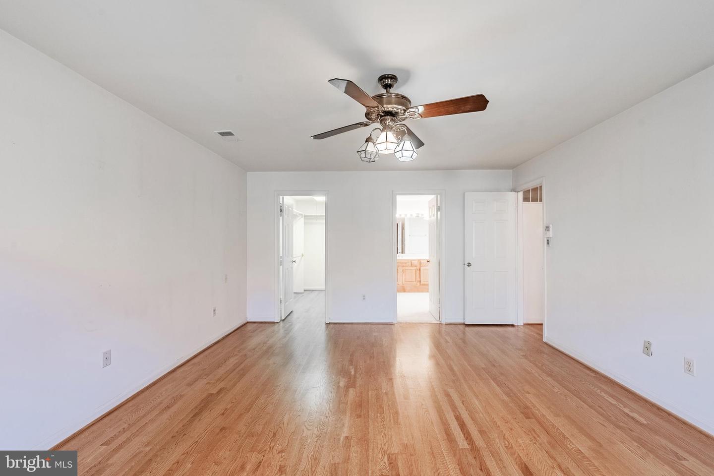 8454 TOLL HOUSE RD, ANNANDALE, Virginia 22003, 5 Bedrooms Bedrooms, ,3 BathroomsBathrooms,Residential,For sale,8454 TOLL HOUSE RD,VAFX2279906 MLS # VAFX2279906