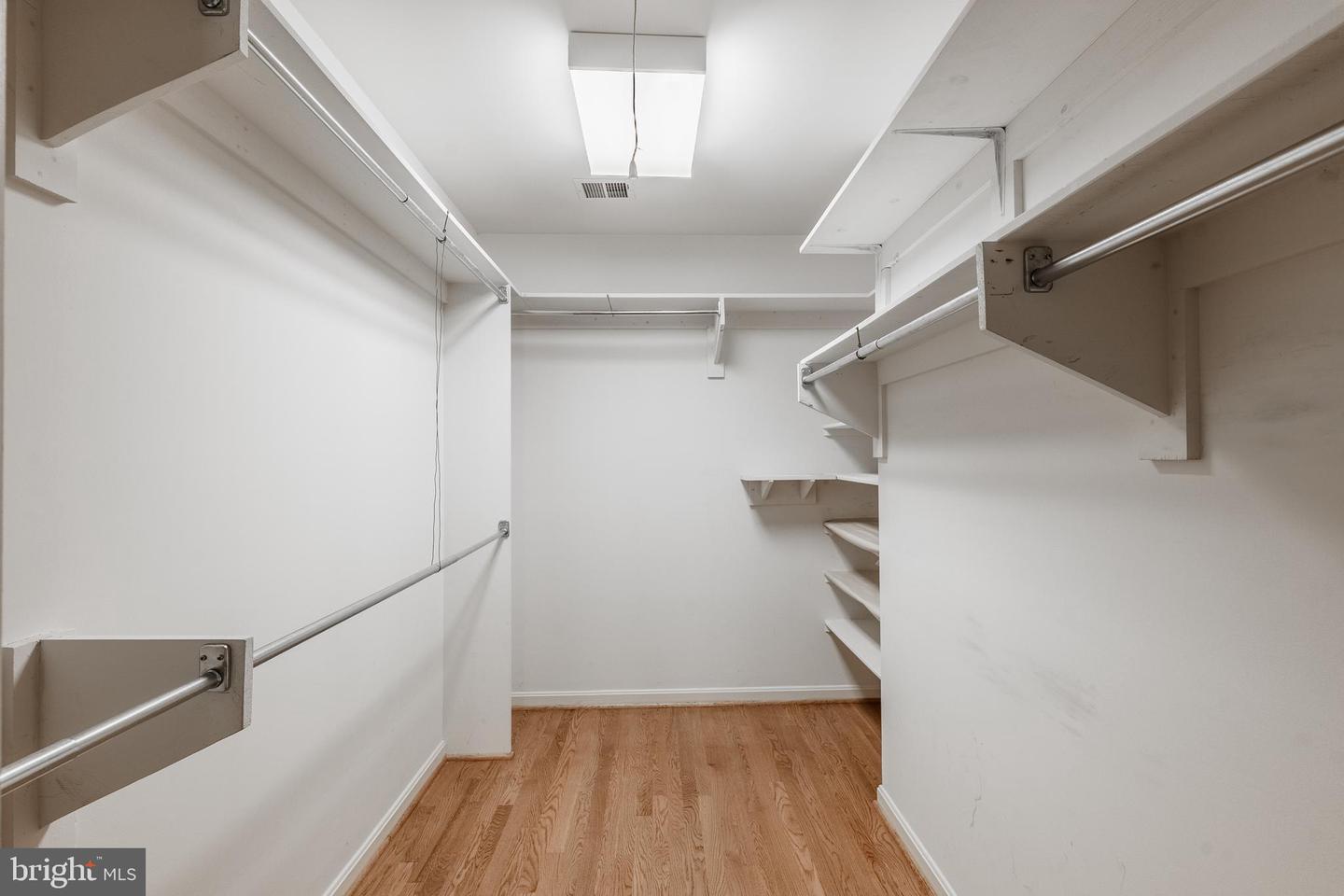 8454 TOLL HOUSE RD, ANNANDALE, Virginia 22003, 5 Bedrooms Bedrooms, ,3 BathroomsBathrooms,Residential,For sale,8454 TOLL HOUSE RD,VAFX2279906 MLS # VAFX2279906