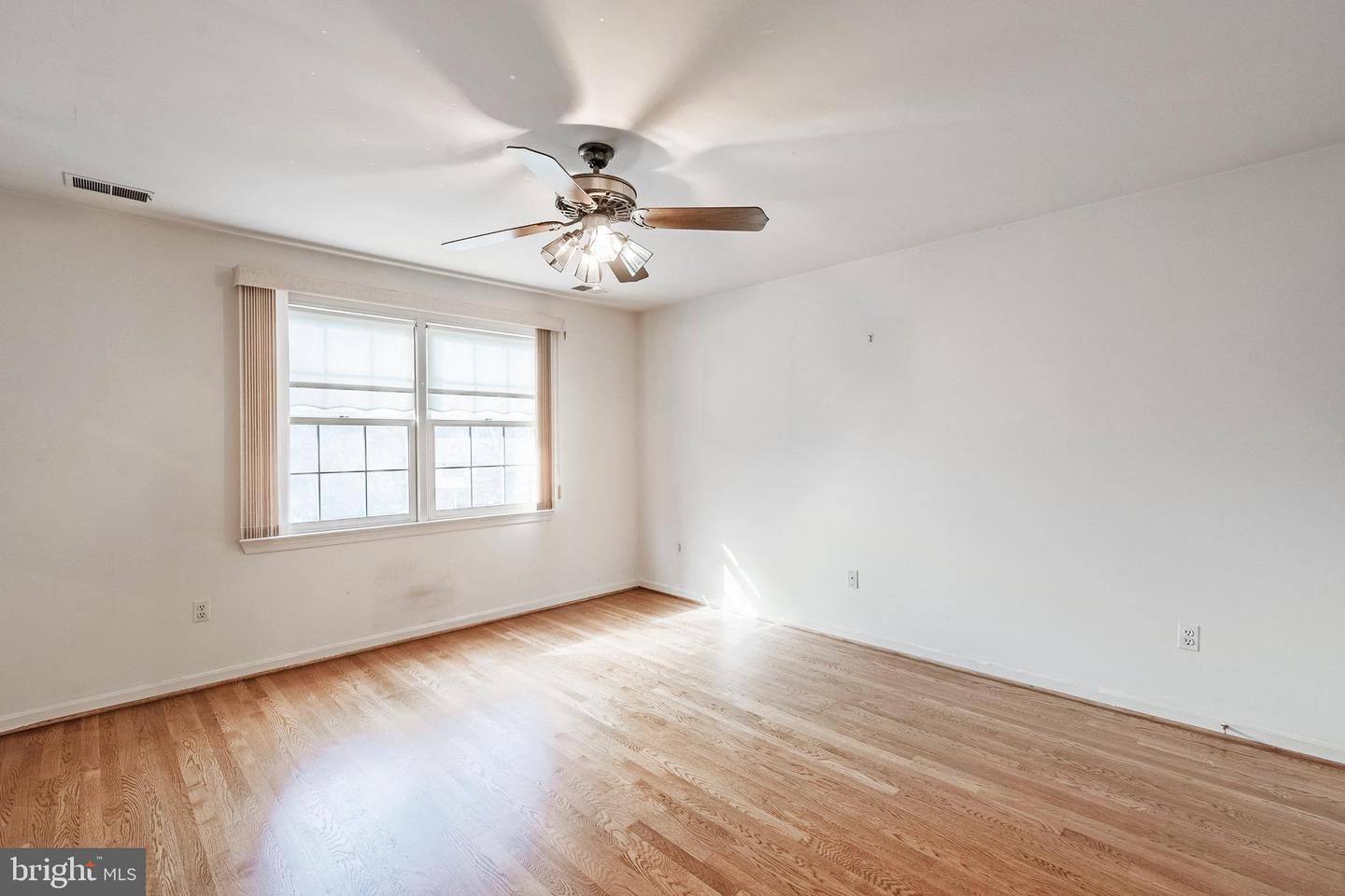 8454 TOLL HOUSE RD, ANNANDALE, Virginia 22003, 5 Bedrooms Bedrooms, ,3 BathroomsBathrooms,Residential,For sale,8454 TOLL HOUSE RD,VAFX2279906 MLS # VAFX2279906