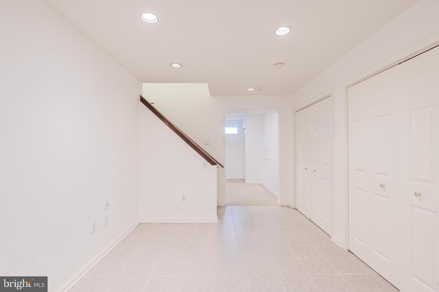 8454 TOLL HOUSE RD, ANNANDALE, Virginia 22003, 5 Bedrooms Bedrooms, ,3 BathroomsBathrooms,Residential,For sale,8454 TOLL HOUSE RD,VAFX2279906 MLS # VAFX2279906