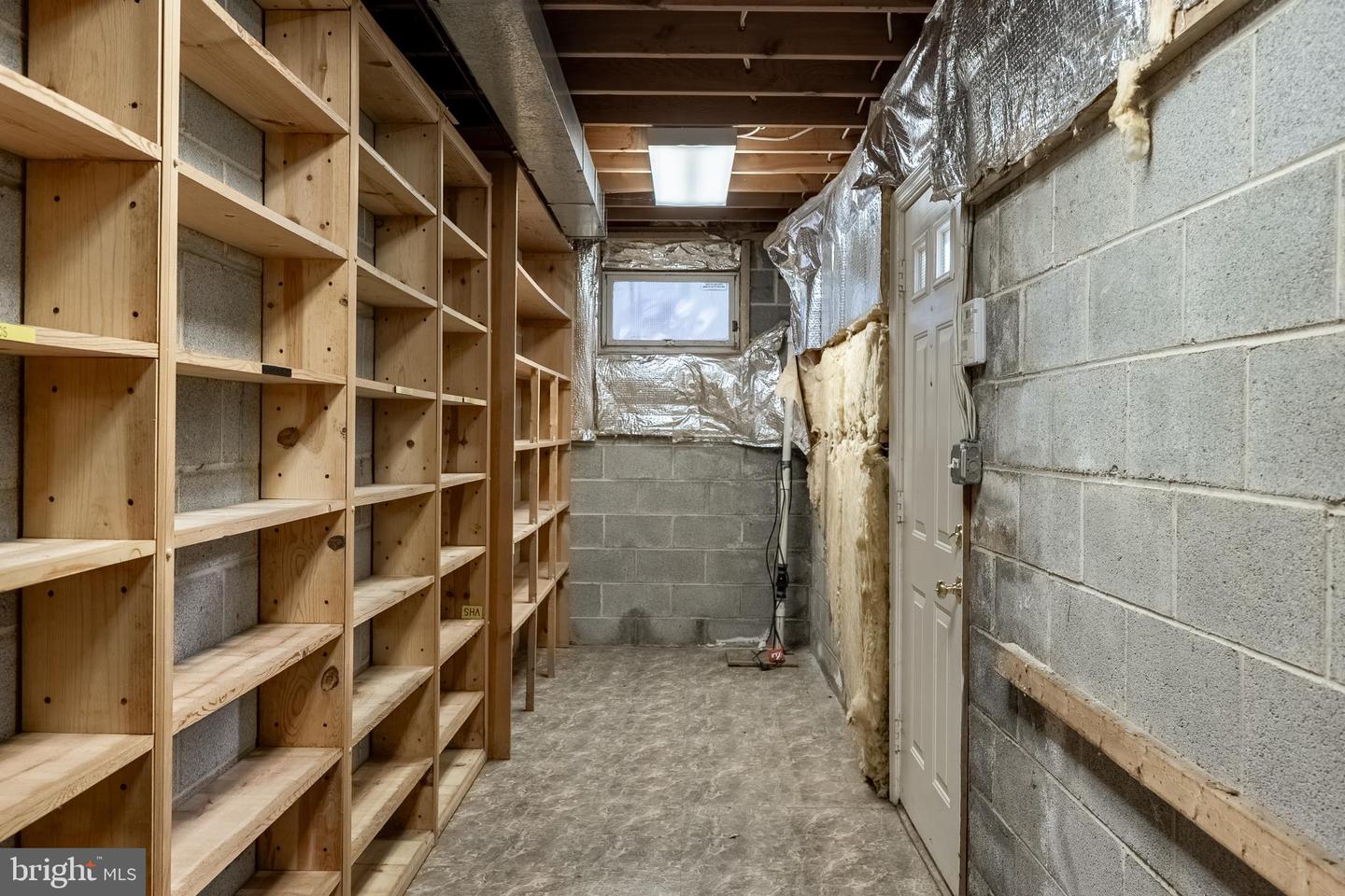 8454 TOLL HOUSE RD, ANNANDALE, Virginia 22003, 5 Bedrooms Bedrooms, ,3 BathroomsBathrooms,Residential,For sale,8454 TOLL HOUSE RD,VAFX2279906 MLS # VAFX2279906