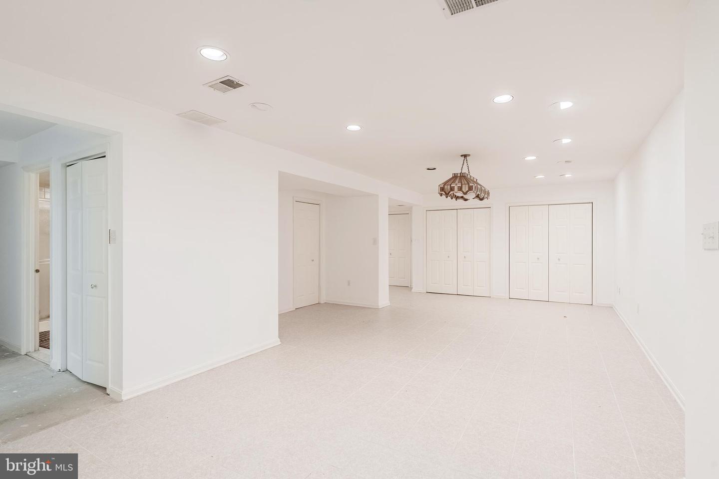 8454 TOLL HOUSE RD, ANNANDALE, Virginia 22003, 5 Bedrooms Bedrooms, ,3 BathroomsBathrooms,Residential,For sale,8454 TOLL HOUSE RD,VAFX2279906 MLS # VAFX2279906